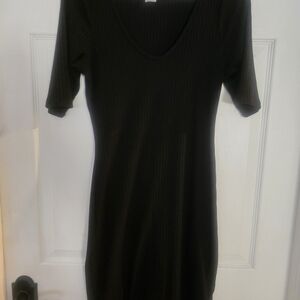 VENUS Black Midi Dress